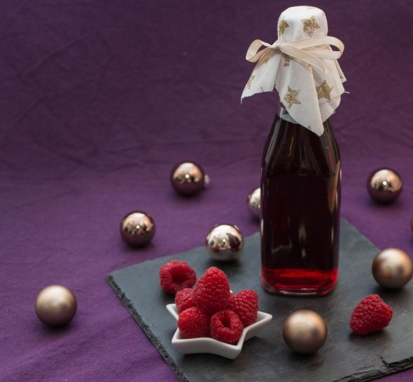 raspberry-infused-balsamic-vinegar