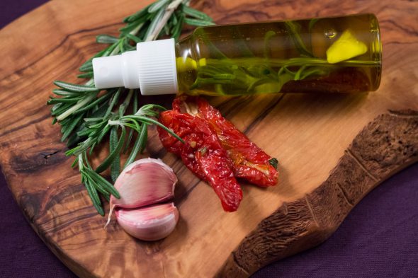 rosemary-tomato-garlic-oil