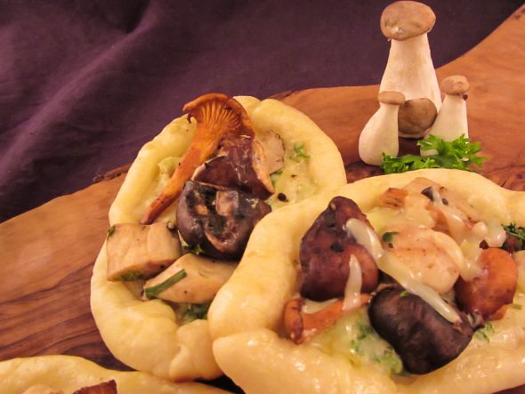 mini-mushroom-pizza-5