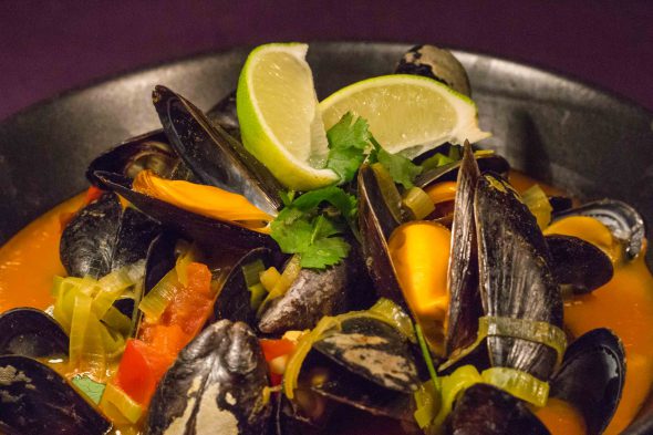 red-curry-mussels-4