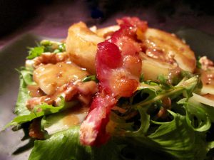 Roasted-Pear-and-Bacon-Salad-4