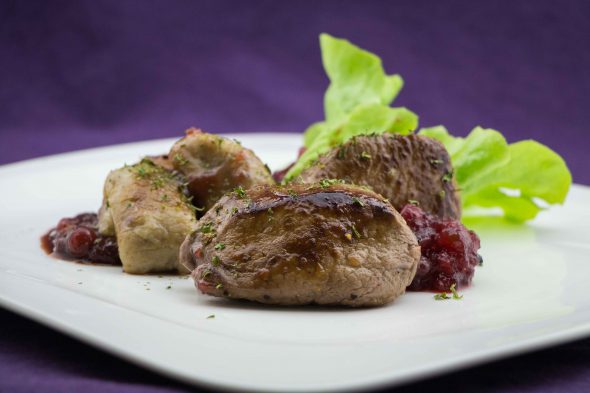 venison-filet-chestnut-gnocchi-cowberry-sauce-3