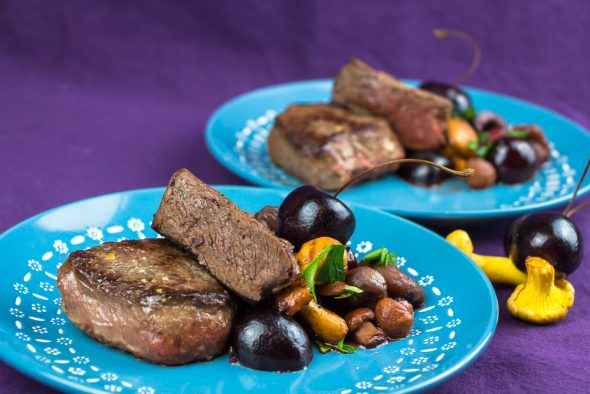 Venison-Steaks-Chestnut-Cherry-Chanterelle-Ragout-4