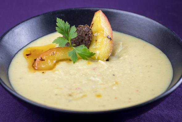 Roasted-Parsnip-Caramelized-Apple-Soup-4