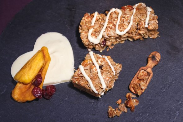 Trail-Mix-Granola-Bars-3