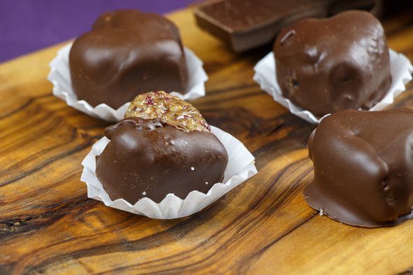 Chilled-Sesame-Date-Cherry-Chocolates-2