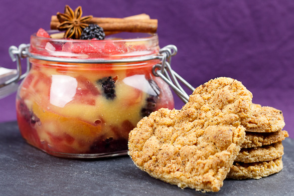 Blackberry-Pear-Compote-Vanilla-Icecream-Crumble-Cookies-1