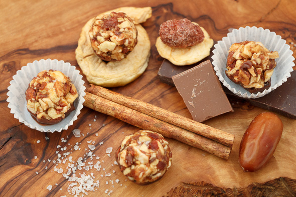 Roasted-Almond-Cinnamon-Apple-Bites-1