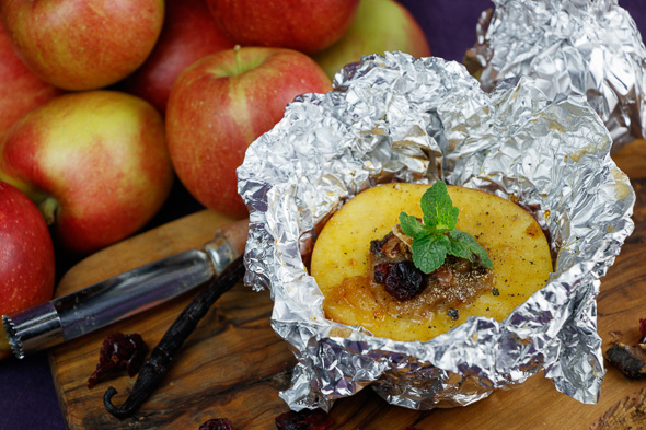 spiced-marzipan-very-berry-stuffed-baked-apples-1