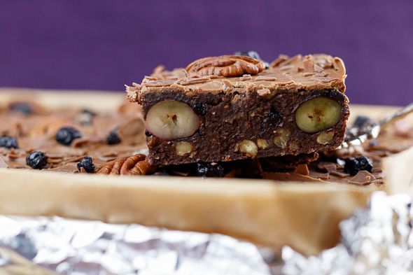 No-Bake-Blueberry-Chocolate-Brownie-1
