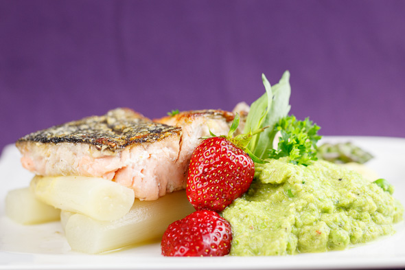Crispy-Pan-Seared-Salmon-Pea-Purée-Asparagus-Pastis-Tarragon-Sauce-3