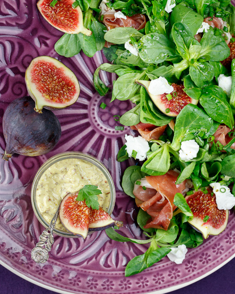 Zingy-Lambs-Lettuce-Fig-Mustard-Vinaigrette-Cured-Ham-Goats-Cheese-2