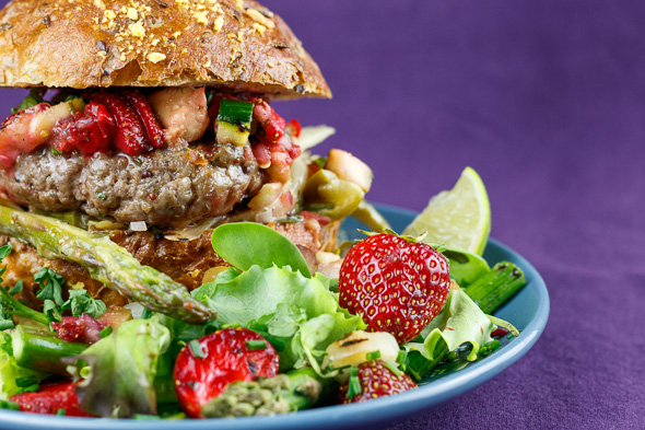 Asparagus-Burgers-Punchy-Strawberry-Relish-3