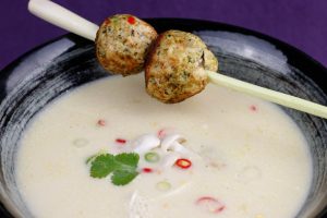 Lemongrass-Coconut-Soup-Spicy-Chicken-Skewers-Tom-Kha-Gai-4