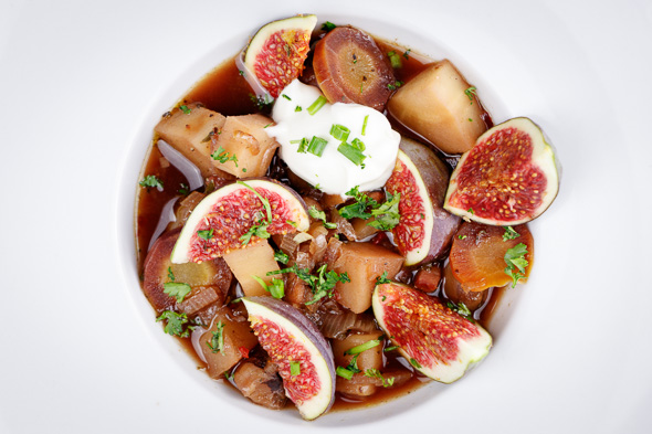 Hearty-Parsnip-Chestnut-Soup-Figs-1